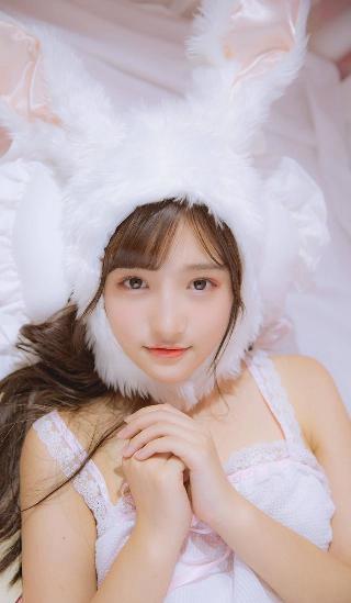 浴室激情！秘书与上司的秘密？3个细节揭秘令人窒息的办公室<strong>禁忌</strong>！