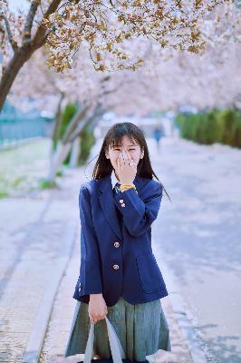 少妇浴室惊魂！3个男人？她经历了什么？